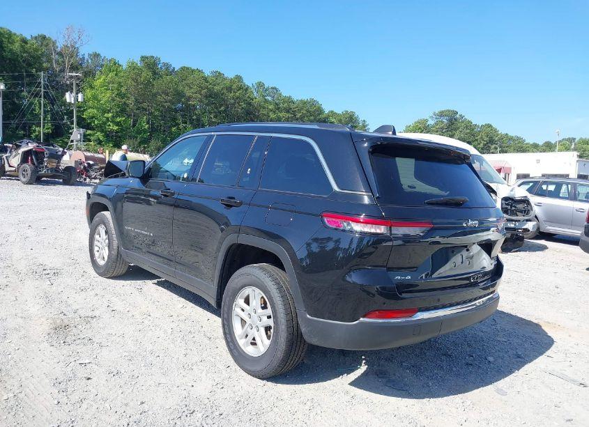 Photo 3 of 2023 Jeep Grand CHEROKEE LAREDO 4X4 (VIN 1C4RJHAGXPC593129)