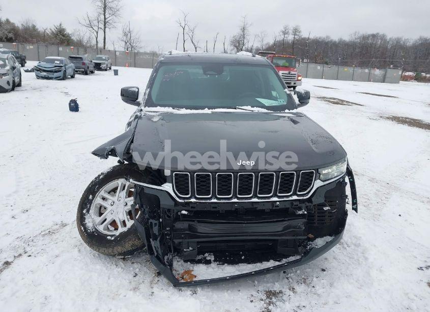 Photo 13 of 2023 Jeep Grand CHEROKEE LAREDO 4X4 (VIN 1C4RJHAGXPC652163)