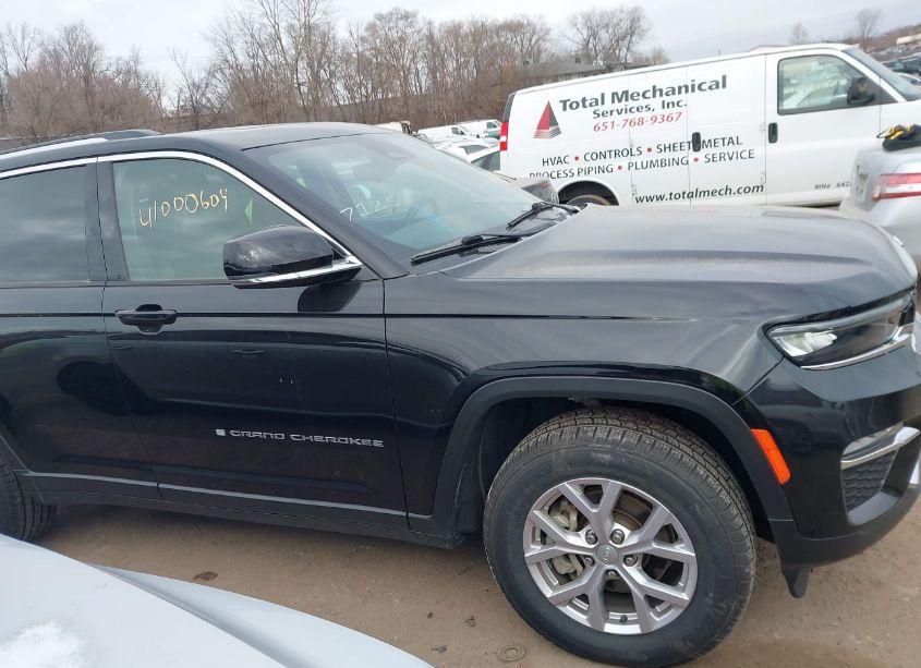 Photo 13 of 2022 Jeep Grand CHEROKEE LIMITED 4X4 (VIN 1C4RJHBG0N8501847)