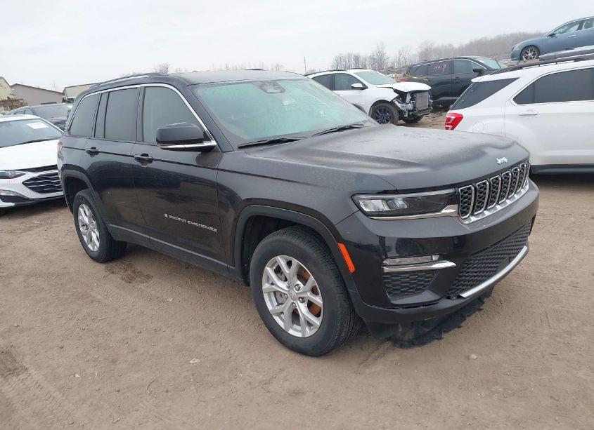 2024 Jeep Grand CHEROKEE LIMITED 4X4 (VIN 1C4RJHBG0RC679390) main photo