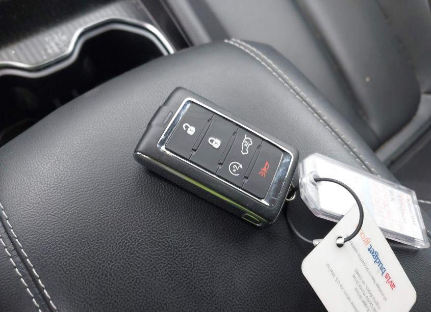 Photo 11 of 2024 Jeep Grand CHEROKEE LIMITED 4X4 (VIN 1C4RJHBG0RC679390)