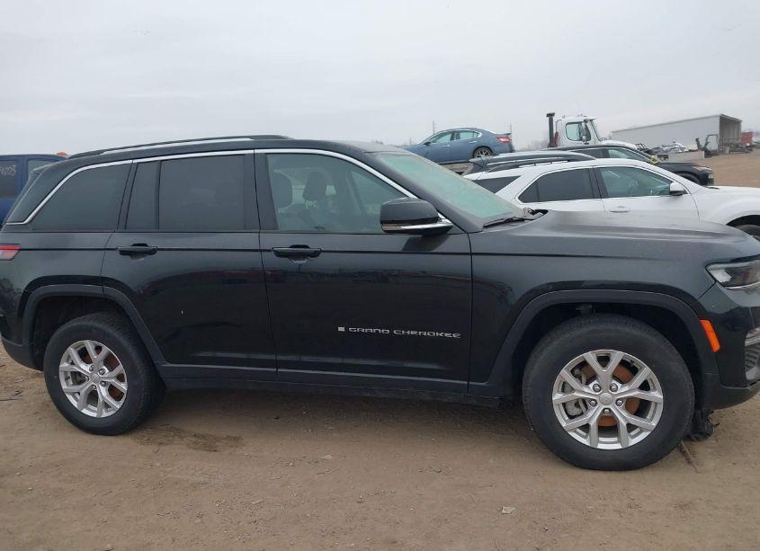 Photo 13 of 2024 Jeep Grand CHEROKEE LIMITED 4X4 (VIN 1C4RJHBG0RC679390)