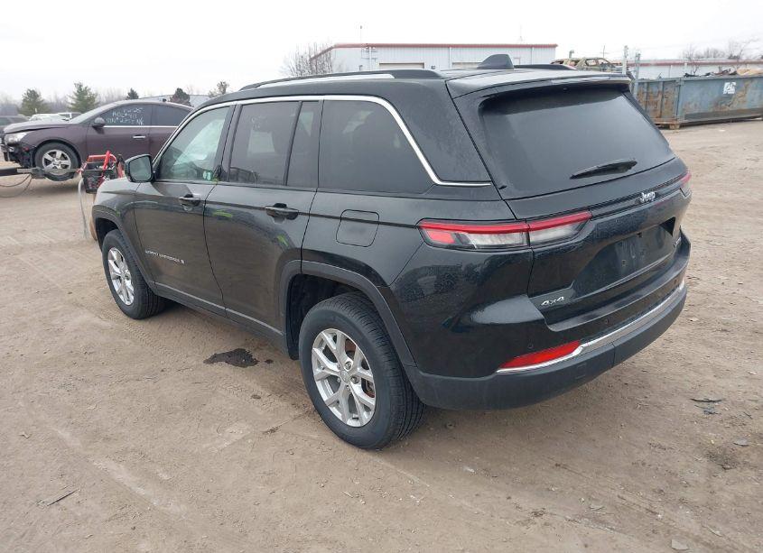 Photo 3 of 2024 Jeep Grand CHEROKEE LIMITED 4X4 (VIN 1C4RJHBG0RC679390)