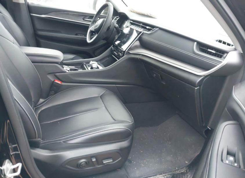 Photo 5 of 2024 Jeep Grand CHEROKEE LIMITED 4X4 (VIN 1C4RJHBG0RC679390)