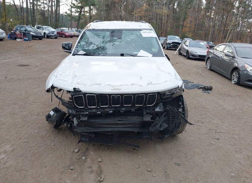 Photo 12 of 2022 Jeep Grand CHEROKEE LIMITED 4X4 (VIN 1C4RJHBG1N8595463)