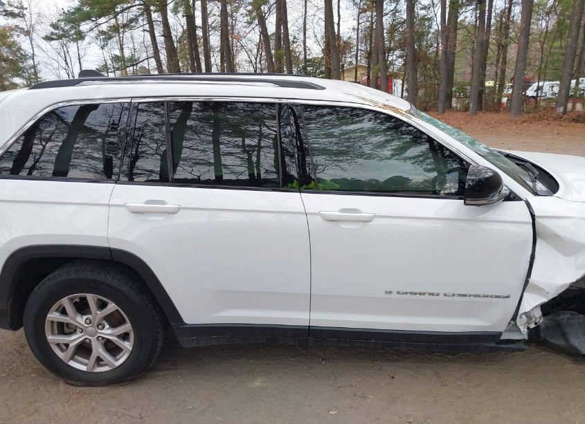 Photo 13 of 2022 Jeep Grand CHEROKEE LIMITED 4X4 (VIN 1C4RJHBG1N8595463)