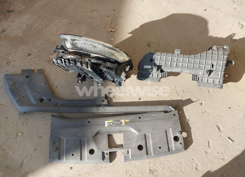 Photo 12 of 2022 Jeep Grand CHEROKEE LIMITED 4X4 (VIN 1C4RJHBG2N8504216)