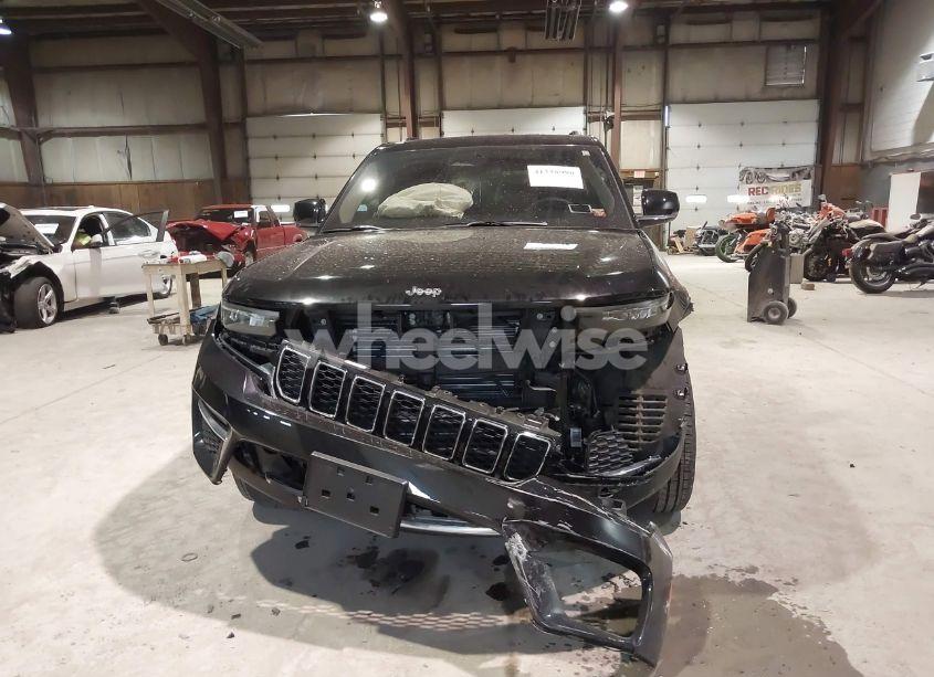 Photo 12 of 2023 Jeep Grand CHEROKEE LIMITED 4X4 (VIN 1C4RJHBG2PC561869)