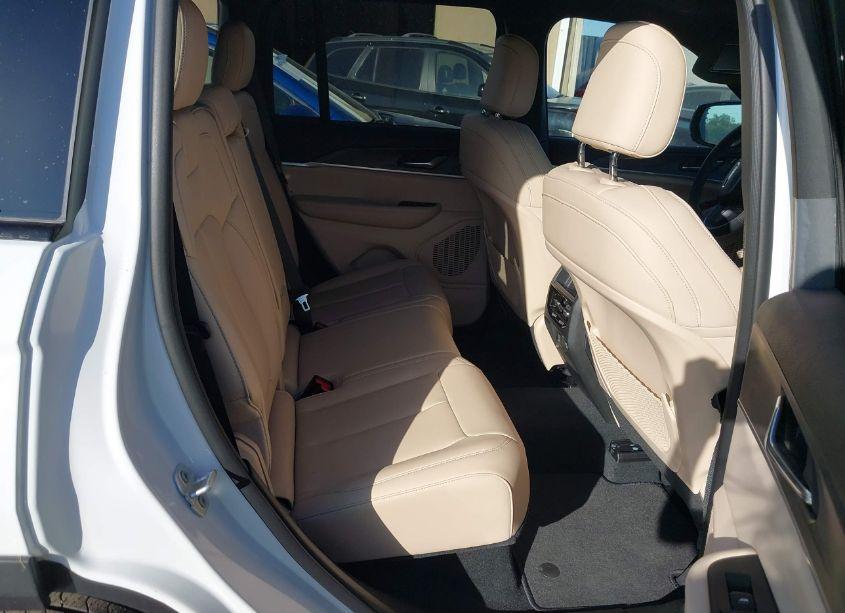 Photo 8 of 2024 Jeep Grand CHEROKEE LIMITED 4X4 (VIN 1C4RJHBG2RC168246)