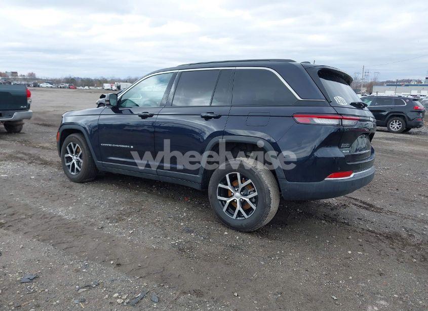 Photo 3 of 2024 Jeep Grand CHEROKEE LIMITED 4X4 (VIN 1C4RJHBG2RC200659)