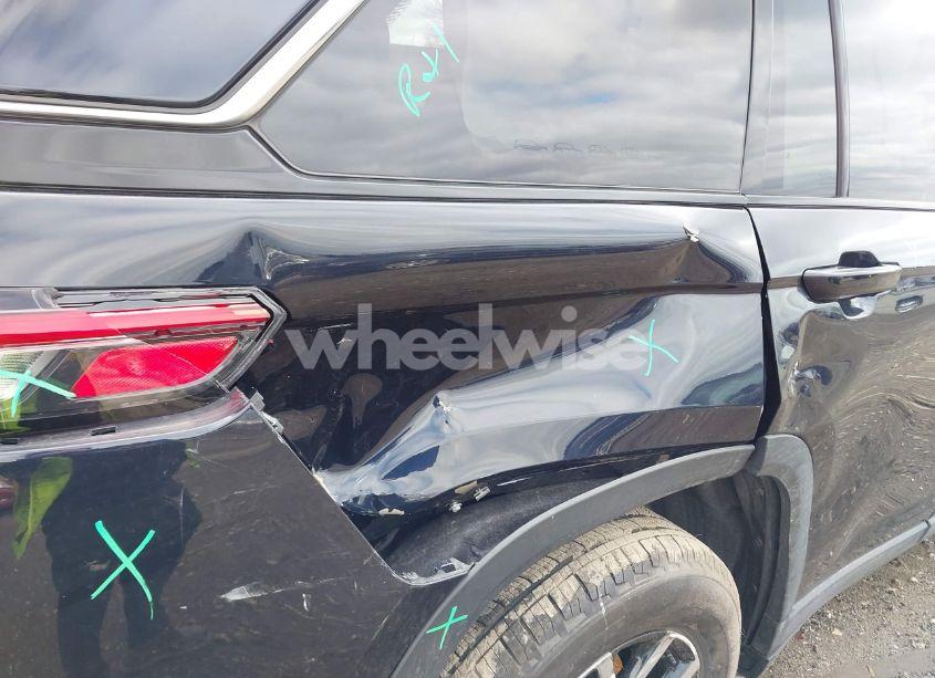 Photo 6 of 2024 Jeep Grand CHEROKEE LIMITED 4X4 (VIN 1C4RJHBG2RC200659)