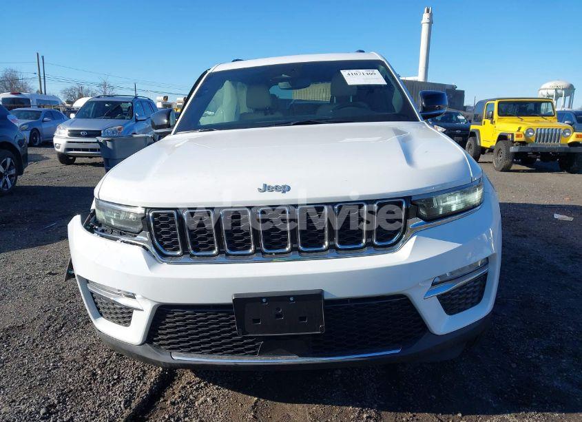 Photo 12 of 2024 Jeep Grand CHEROKEE LIMITED 4X4 (VIN 1C4RJHBG2RC230115)