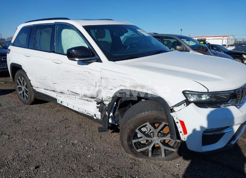 Photo 6 of 2024 Jeep Grand CHEROKEE LIMITED 4X4 (VIN 1C4RJHBG2RC230115)