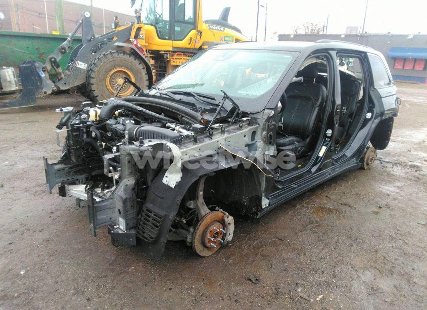 Photo 2 of 2022 Jeep Grand CHEROKEE LIMITED 4X4 (VIN 1C4RJHBG3N8610674)