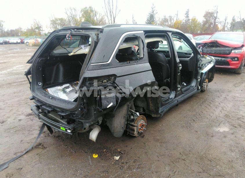 Photo 4 of 2022 Jeep Grand CHEROKEE LIMITED 4X4 (VIN 1C4RJHBG3N8610674)