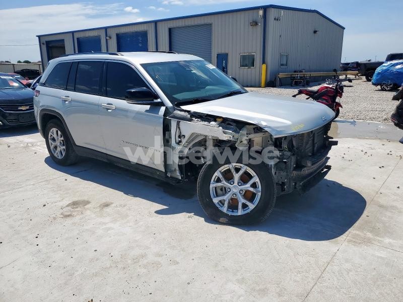 Photo 4 of 2023 JEEP GRAND CHEROKEE LIMITED (VIN 1C4RJHBG4P8765379)