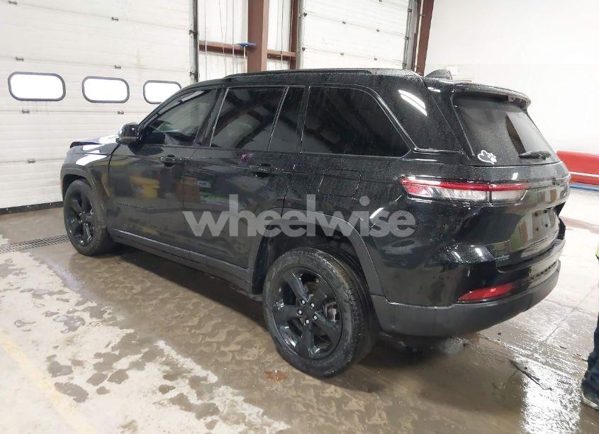 Photo 3 of 2023 Jeep Grand CHEROKEE LIMITED 4X4 (VIN 1C4RJHBG4PC506713)