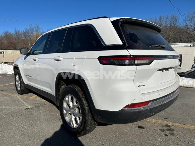 Photo 10 of 2023 JEEP GRAND CHEROKEE LIMITED (VIN 1C4RJHBG4PC512012)