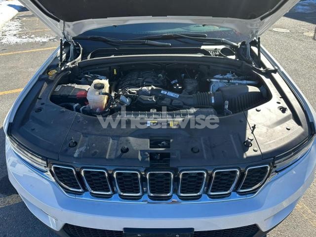 Photo 7 of 2023 JEEP GRAND CHEROKEE LIMITED (VIN 1C4RJHBG4PC512012)