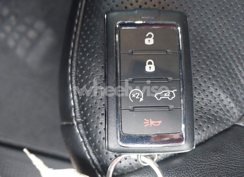 Photo 11 of 2023 Jeep Grand CHEROKEE LIMITED 4X4 (VIN 1C4RJHBG4PC528307)