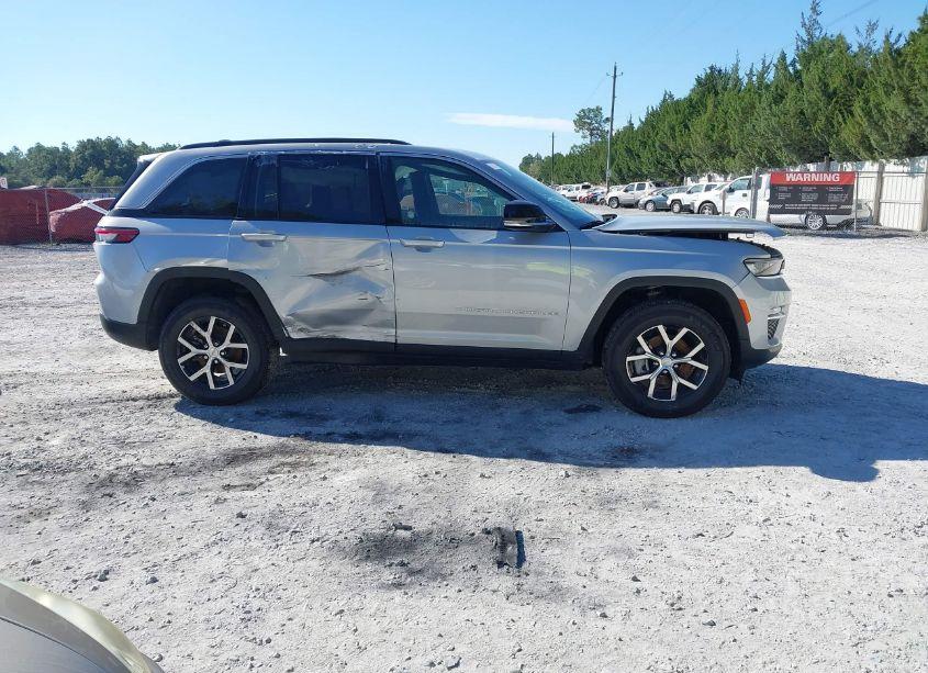 Photo 13 of 2024 Jeep Grand CHEROKEE LIMITED 4X4 (VIN 1C4RJHBG4RC109005)