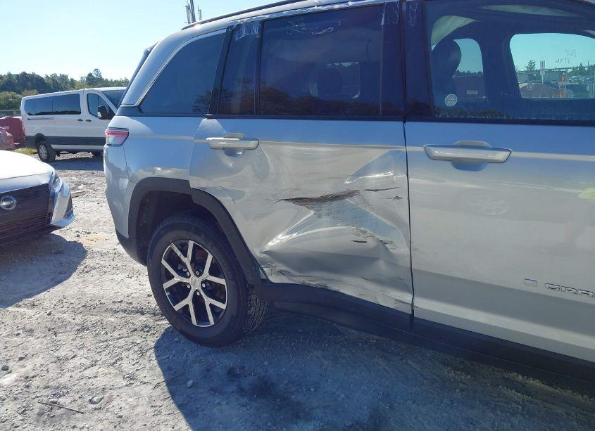 Photo 17 of 2024 Jeep Grand CHEROKEE LIMITED 4X4 (VIN 1C4RJHBG4RC109005)