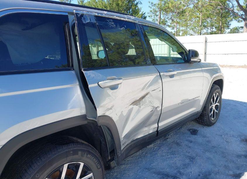 Photo 18 of 2024 Jeep Grand CHEROKEE LIMITED 4X4 (VIN 1C4RJHBG4RC109005)