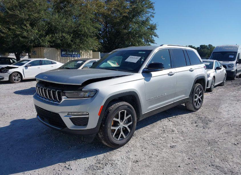 Photo 2 of 2024 Jeep Grand CHEROKEE LIMITED 4X4 (VIN 1C4RJHBG4RC109005)