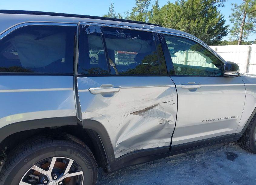 Photo 6 of 2024 Jeep Grand CHEROKEE LIMITED 4X4 (VIN 1C4RJHBG4RC109005)