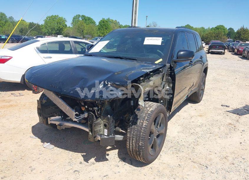 Photo 2 of 2024 Jeep Grand CHEROKEE LIMITED 4X4 (VIN 1C4RJHBG4RC168703)