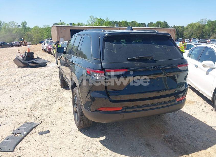 Photo 3 of 2024 Jeep Grand CHEROKEE LIMITED 4X4 (VIN 1C4RJHBG4RC168703)