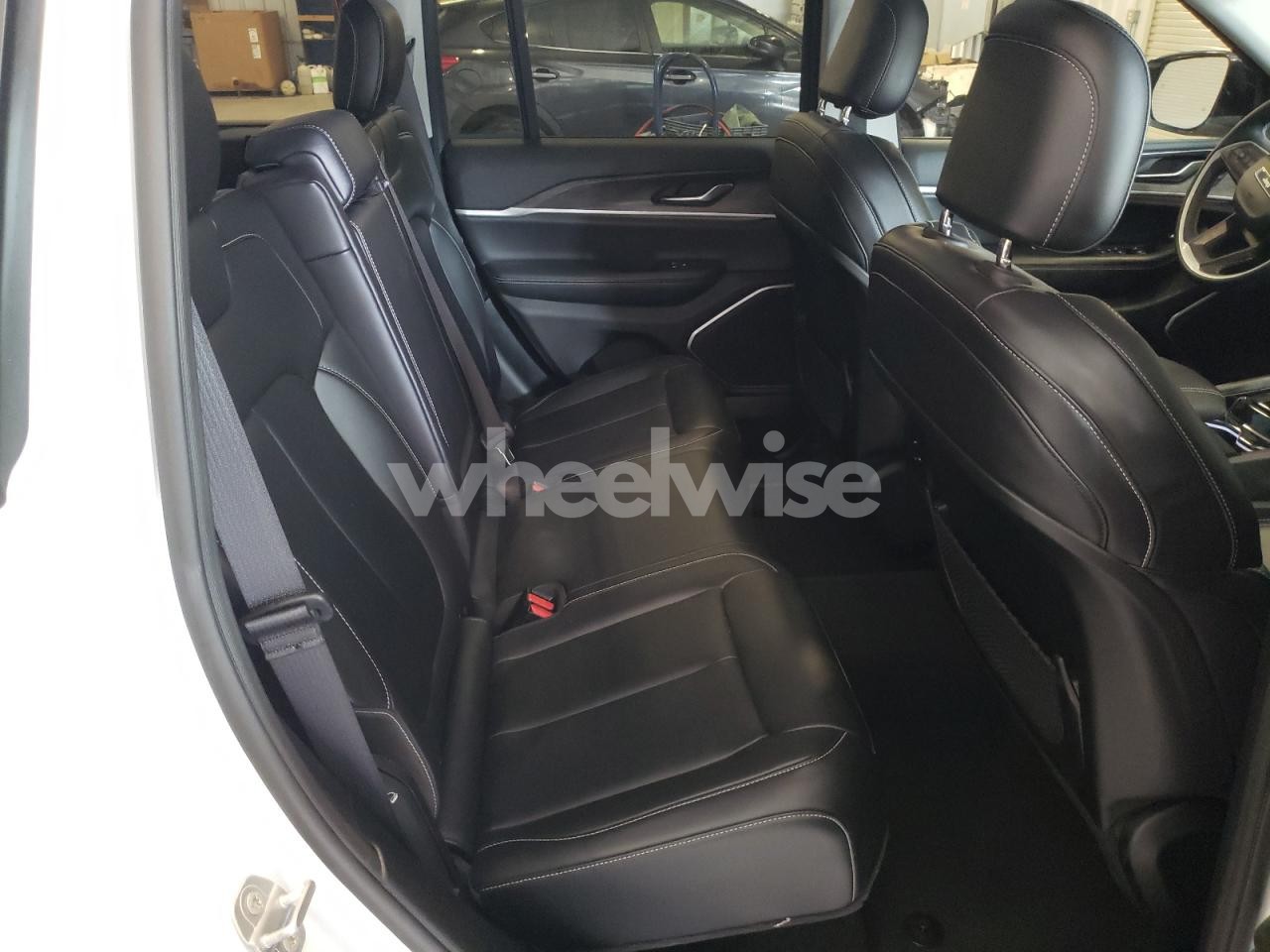 Photo 11 of 2022 JEEP GRAND CHEROKEE LIMITED (VIN 1C4RJHBG6N8586046)