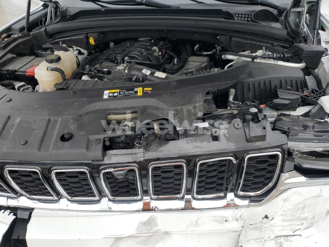 Photo 12 of 2022 JEEP GRAND CHEROKEE LIMITED (VIN 1C4RJHBG6N8618462)