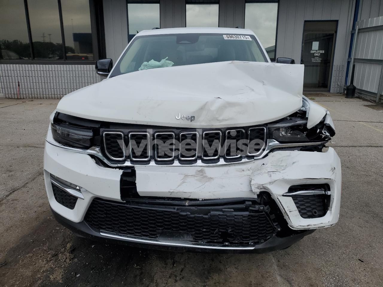 Photo 5 of 2022 JEEP GRAND CHEROKEE LIMITED (VIN 1C4RJHBG6N8618462)