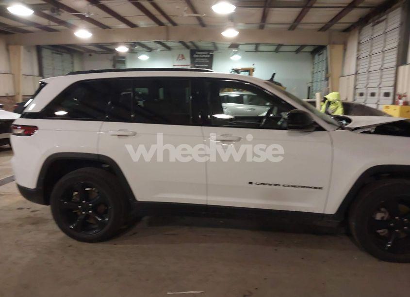 Photo 14 of 2023 Jeep Grand CHEROKEE LIMITED 4X4 (VIN 1C4RJHBG6PC505322)