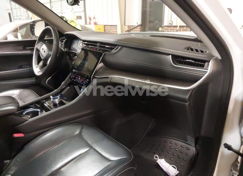 Photo 5 of 2023 Jeep Grand CHEROKEE LIMITED 4X4 (VIN 1C4RJHBG6PC505322)