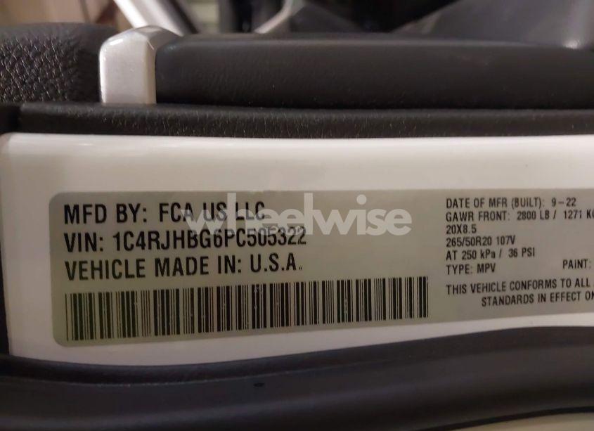 Photo 9 of 2023 Jeep Grand CHEROKEE LIMITED 4X4 (VIN 1C4RJHBG6PC505322)