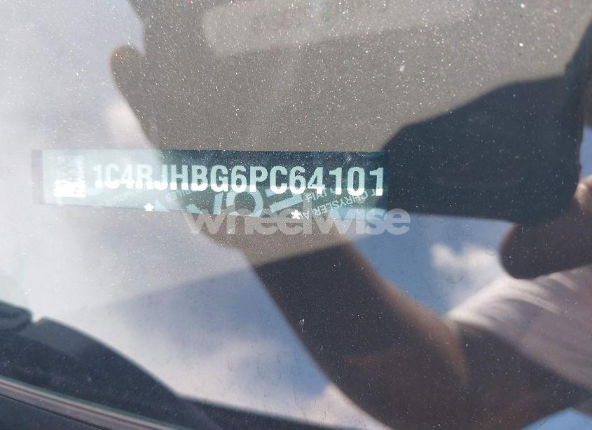 Photo 9 of 2023 Jeep Grand CHEROKEE LIMITED 4X4 (VIN 1C4RJHBG6PC641014)