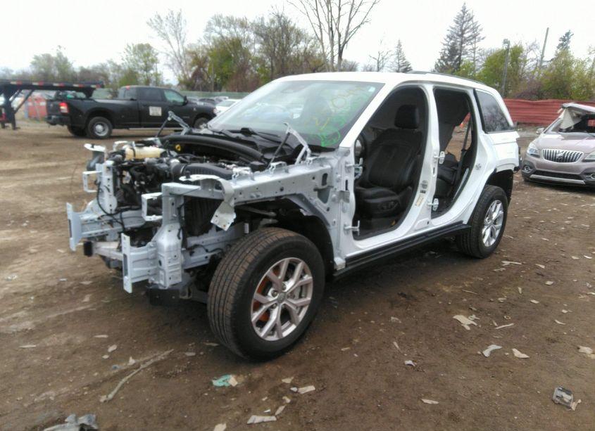 Photo 2 of 2022 Jeep Grand CHEROKEE LIMITED 4X4 (VIN 1C4RJHBG7N8635044)