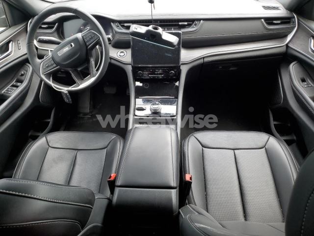 Photo 6 of 2024 JEEP GRAND CHEROKEE LIMITED (VIN 1C4RJHBG7RC103456)