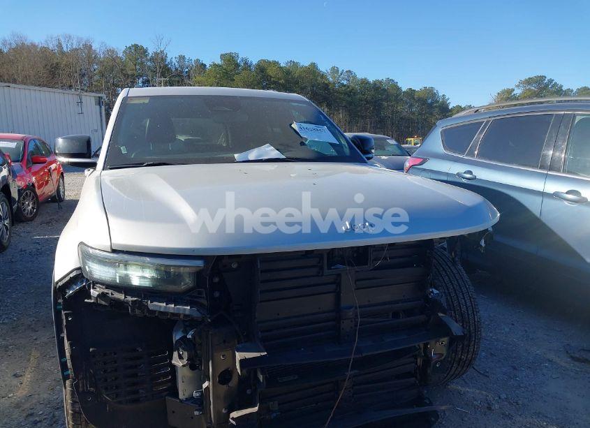 Photo 12 of 2024 Jeep Grand CHEROKEE LIMITED 4X4 (VIN 1C4RJHBG7RC109032)