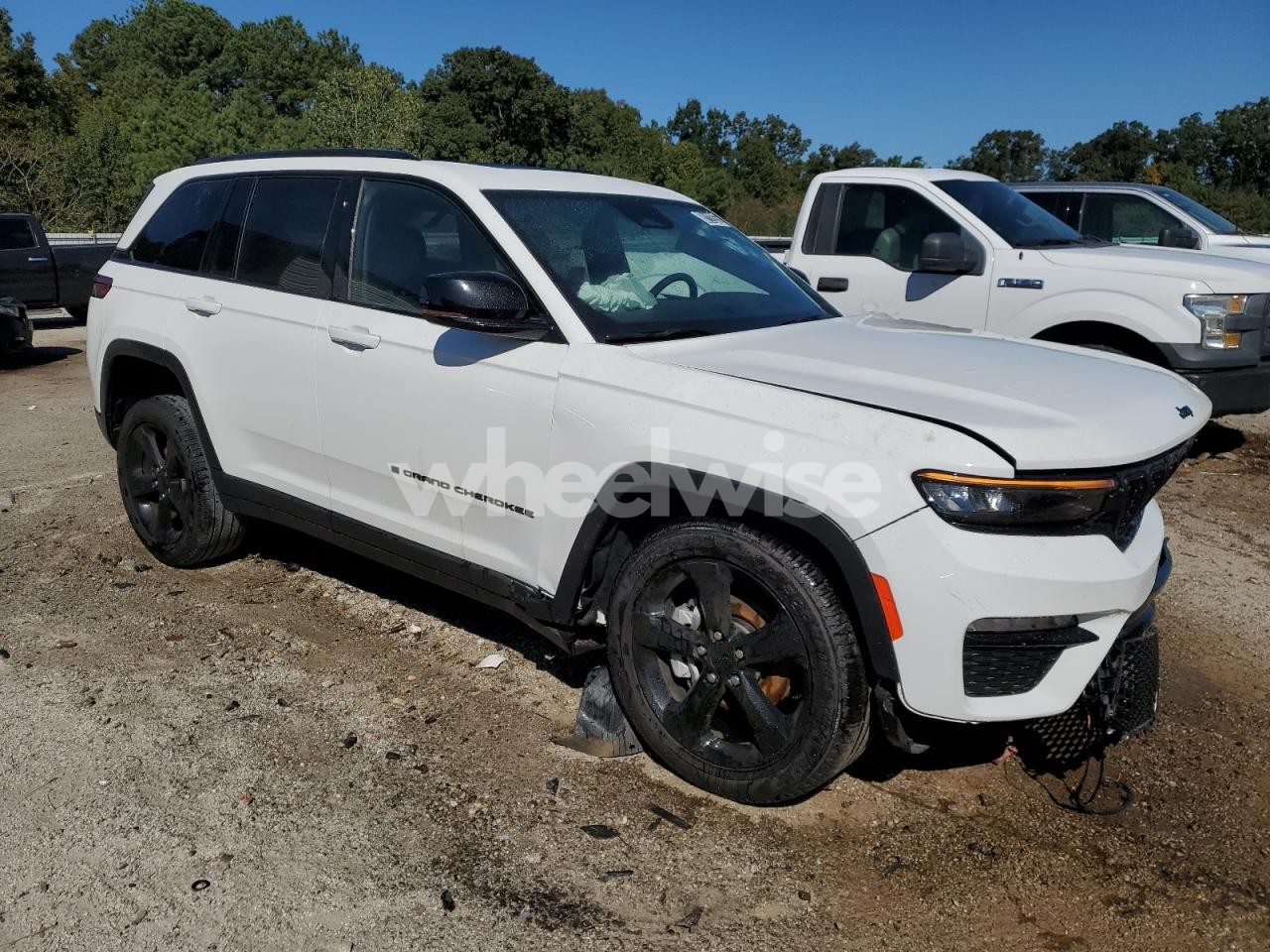 Photo 4 of 2025 JEEP GRAND CHEROKEE LIMITED (VIN 1C4RJHBG7SC268378)