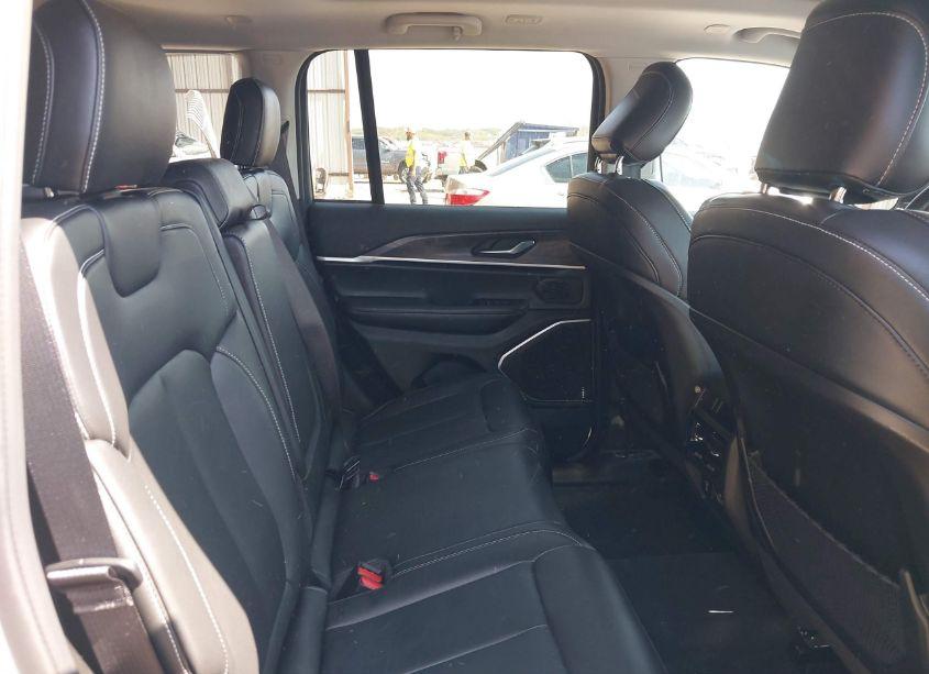 Photo 8 of 2022 Jeep Grand CHEROKEE LIMITED 4X4 (VIN 1C4RJHBG8N8501787)