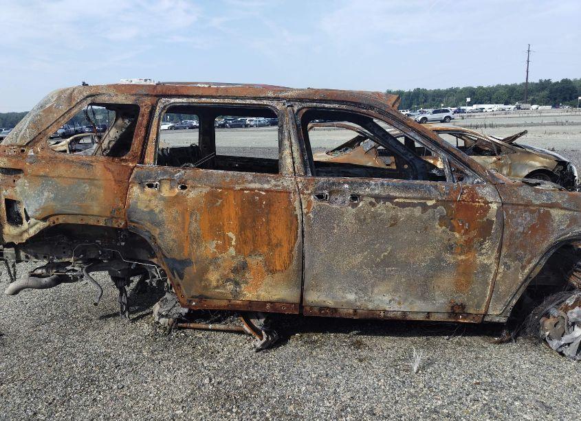 Photo 13 of 2022 Jeep Grand CHEROKEE LIMITED 4X4 (VIN 1C4RJHBG8N8609794)