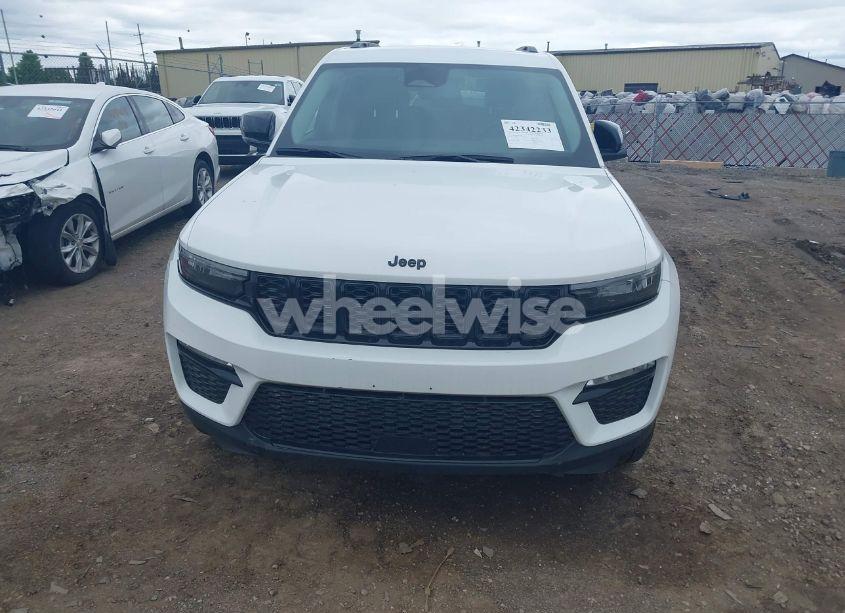 Photo 12 of 2023 Jeep Grand CHEROKEE LIMITED 4X4 (VIN 1C4RJHBG8PC518881)