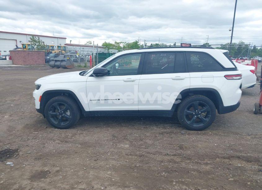 Photo 14 of 2023 Jeep Grand CHEROKEE LIMITED 4X4 (VIN 1C4RJHBG8PC518881)