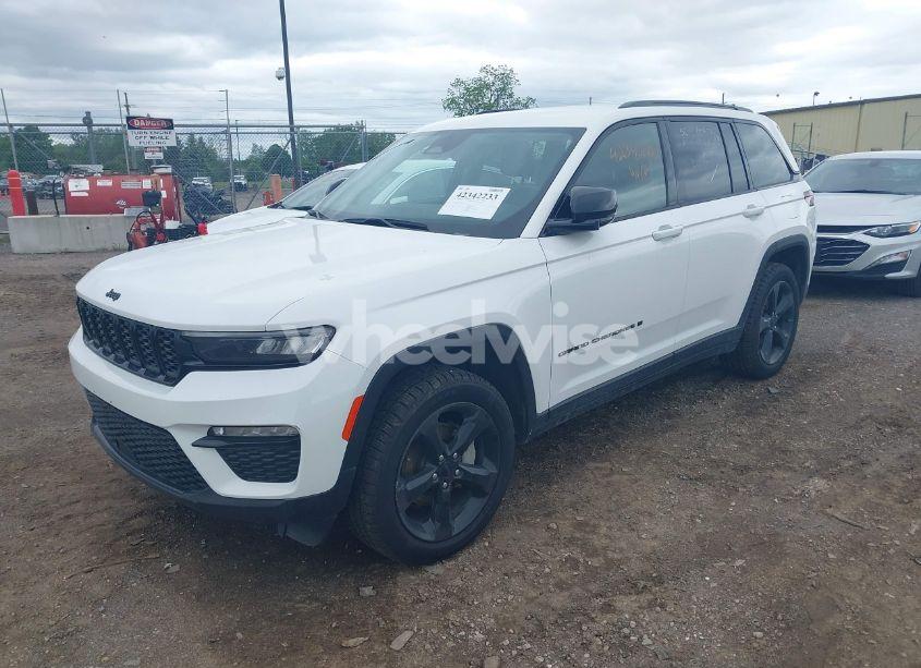 Photo 2 of 2023 Jeep Grand CHEROKEE LIMITED 4X4 (VIN 1C4RJHBG8PC518881)