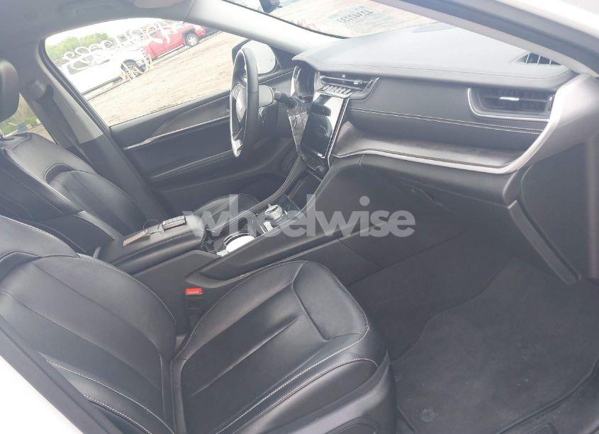 Photo 5 of 2023 Jeep Grand CHEROKEE LIMITED 4X4 (VIN 1C4RJHBG8PC518881)