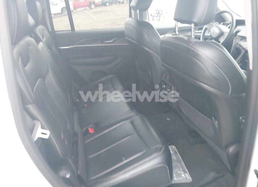 Photo 8 of 2023 Jeep Grand CHEROKEE LIMITED 4X4 (VIN 1C4RJHBG8PC518881)