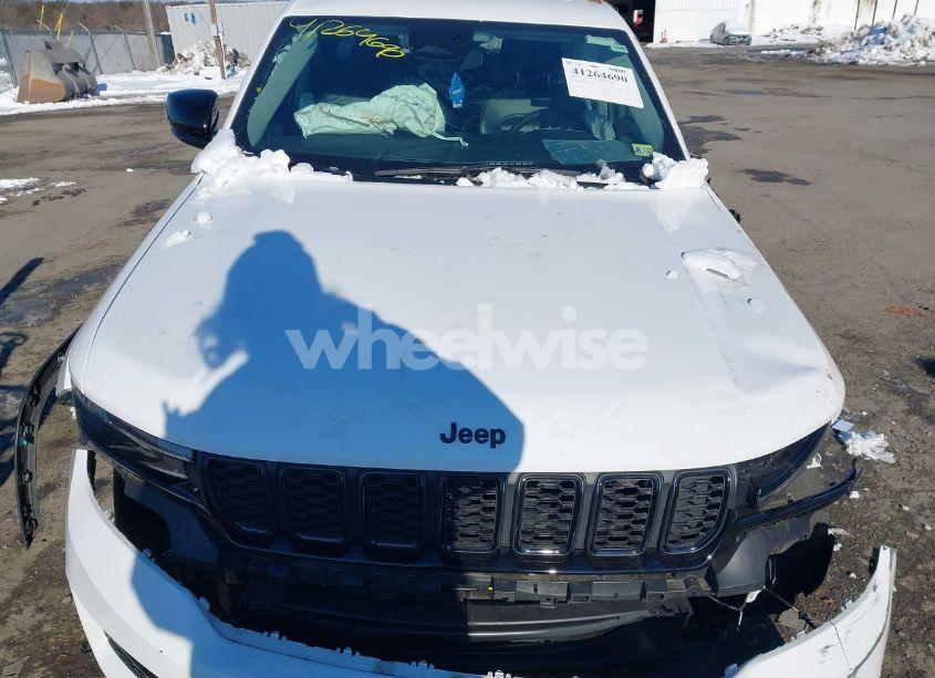 Photo 12 of 2023 Jeep Grand CHEROKEE LIMITED 4X4 (VIN 1C4RJHBG8PC578806)